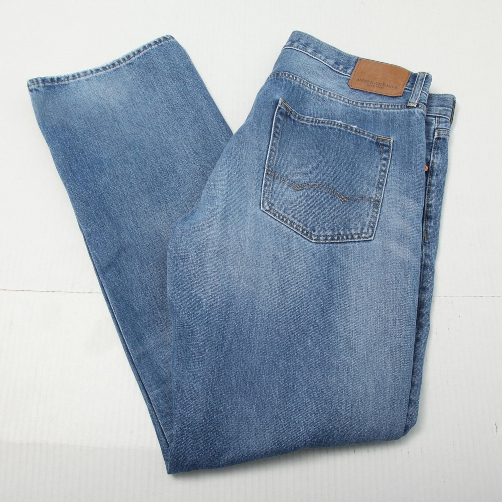 American Eagle Jeans Men 36x36 Actual 38x34 Blue Classic Bootcut Medium Wash